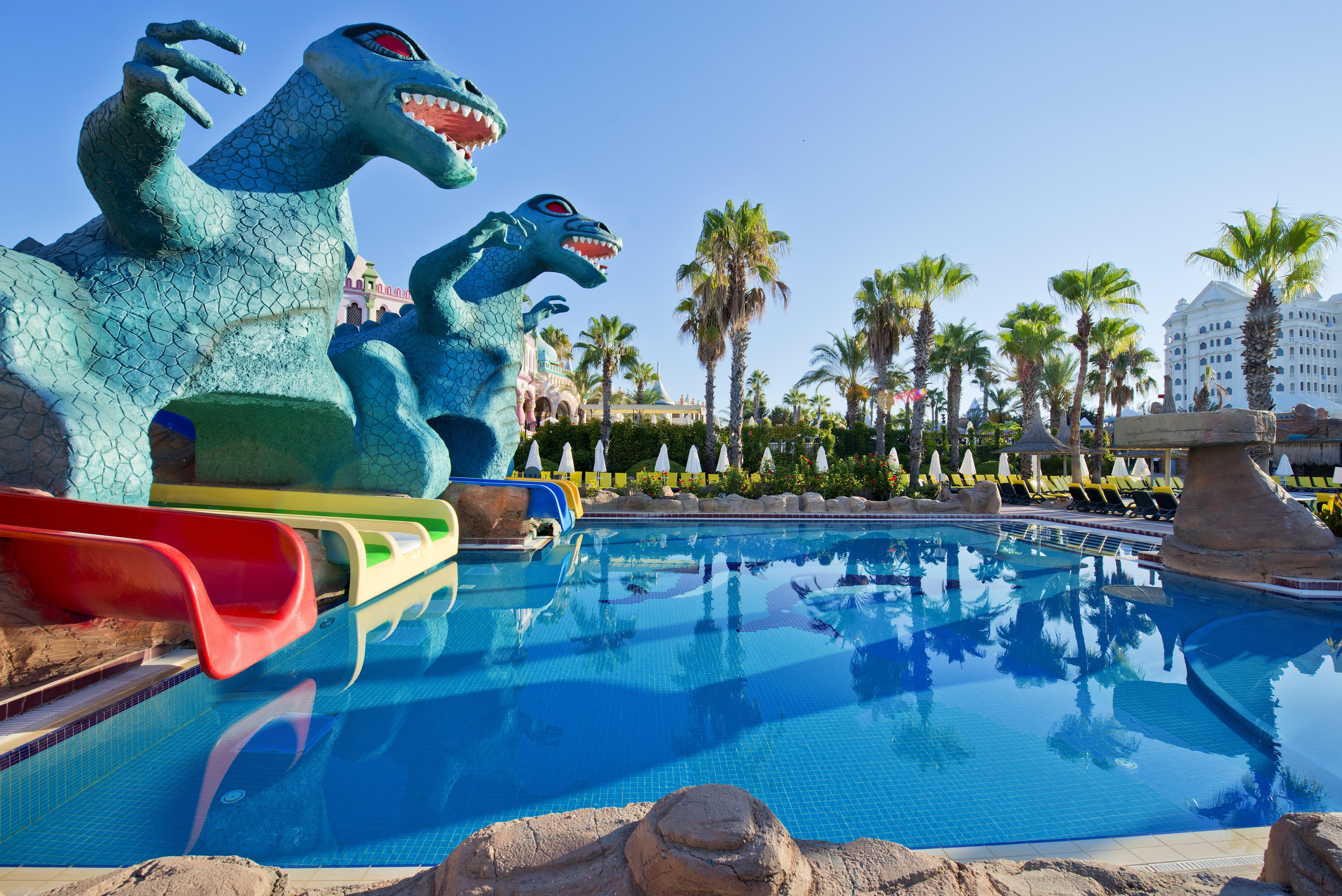 Sentido Kamelya Fulya Hotel & Aqua Colakli Exterior foto The Land of Legends Theme Park