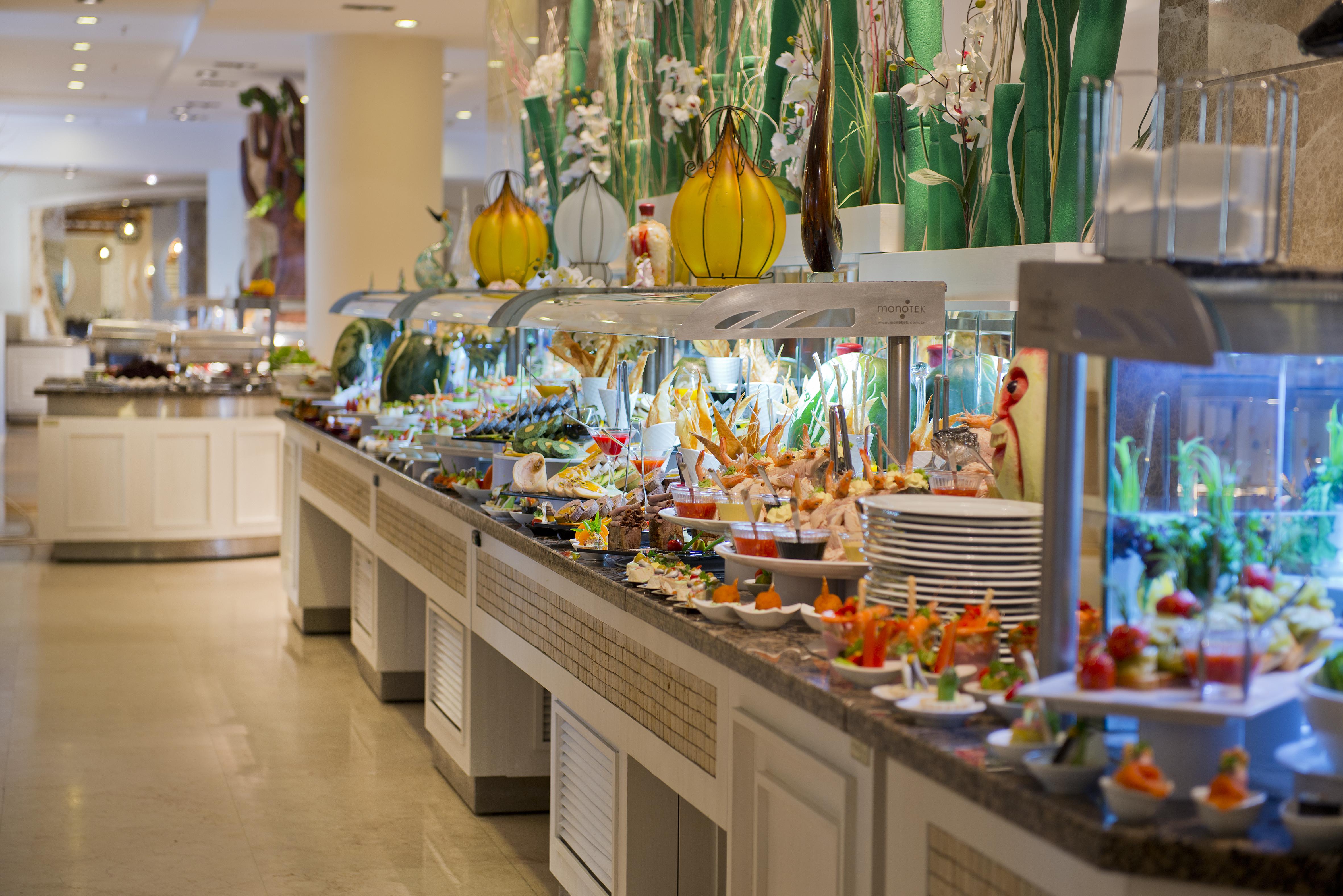 Sentido Kamelya Fulya Hotel & Aqua Colakli Exterior foto A salad bar