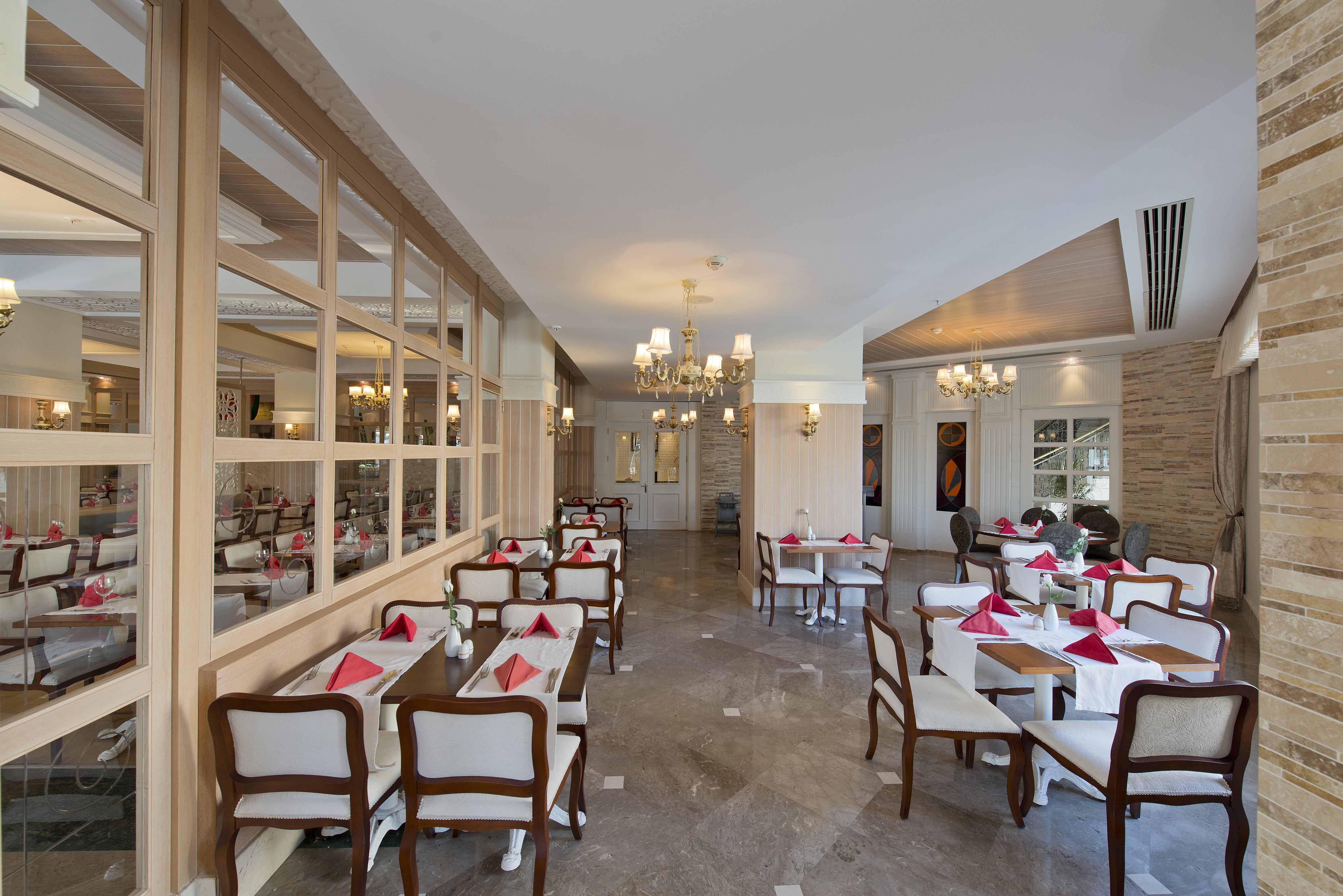 Sentido Kamelya Fulya Hotel & Aqua Colakli Exterior foto The restaurant at the hotel